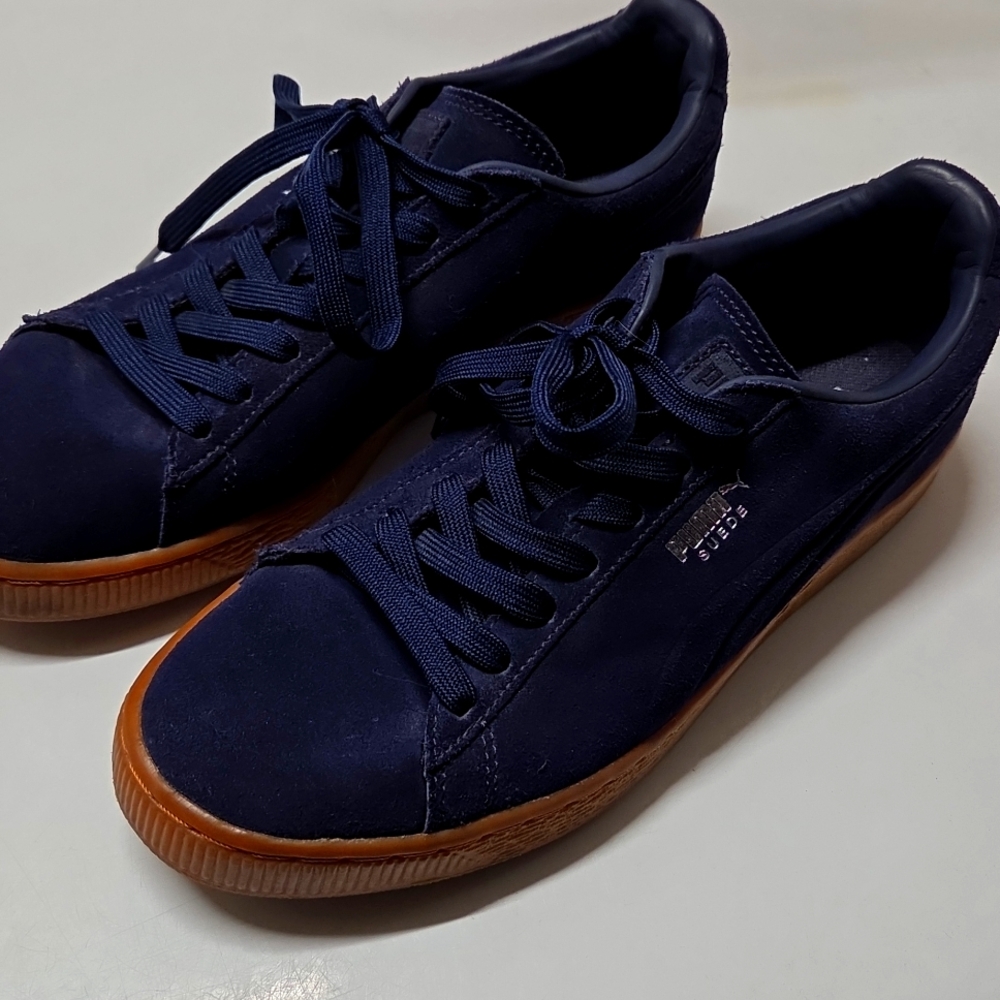 Puma Suede Peacoat Men's Size 7 Excellent Preowned Condition
